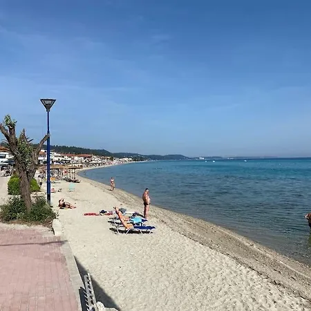 Διαμέρισμα Elias *